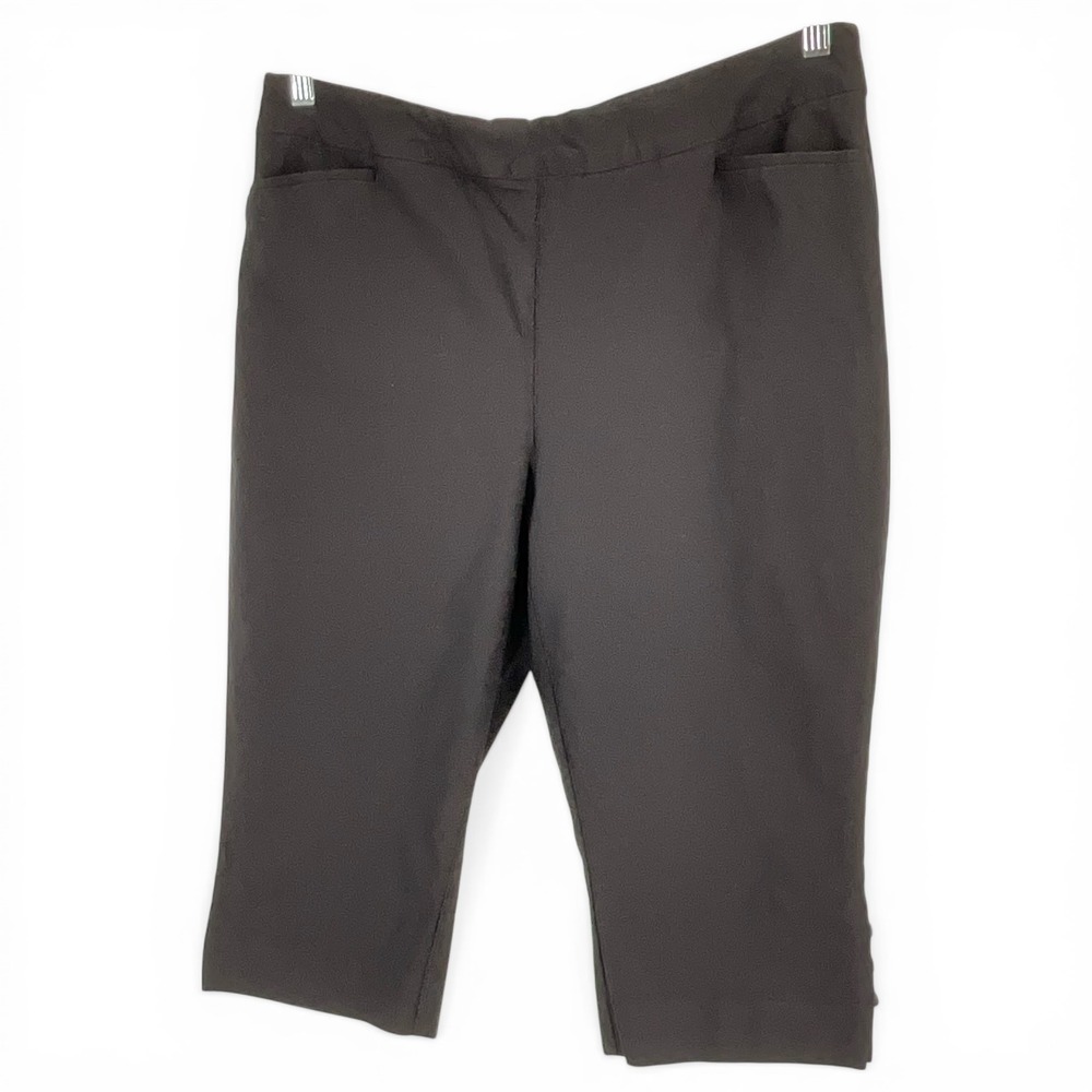 Chicos Brigitte So Slimming Capri Pants Black Size 2.5 US 14 Button Hem Crop